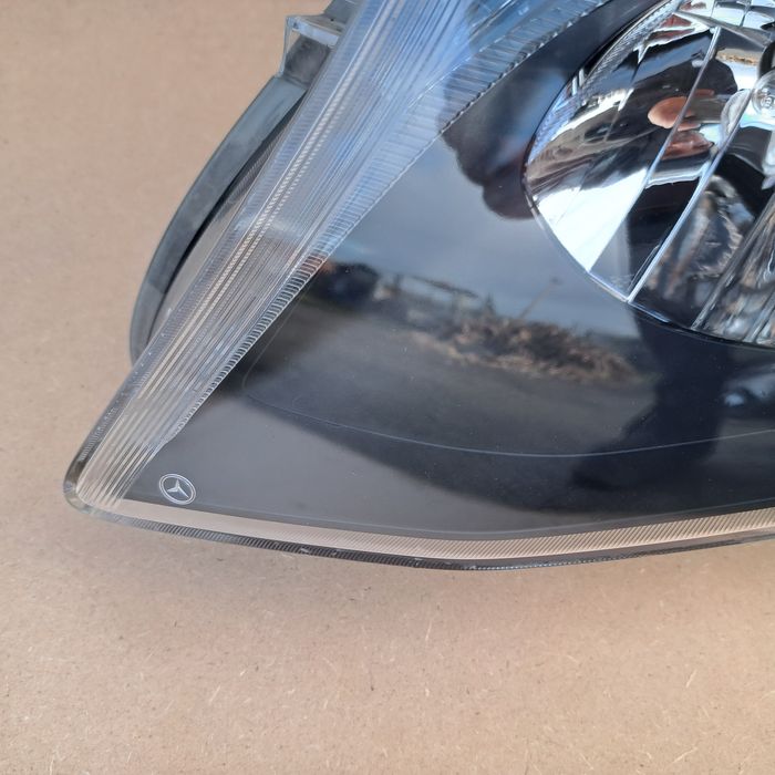 Lampa reflektor mercedes vito V klasa lewy europa