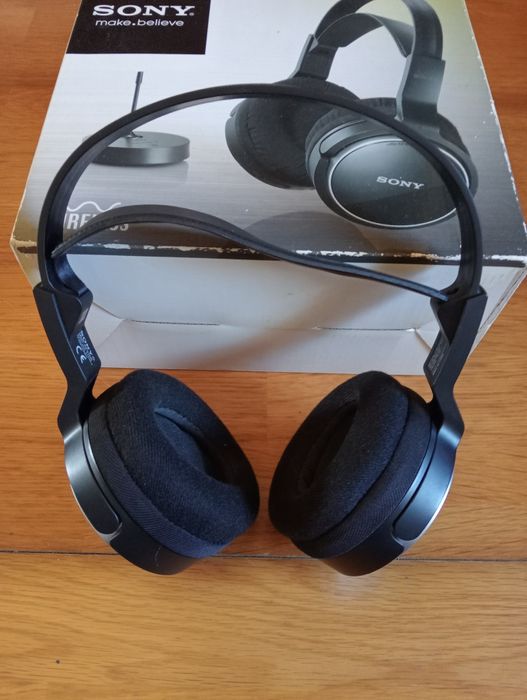 Sony MDR-RF810RK Wireless + Base (TV)