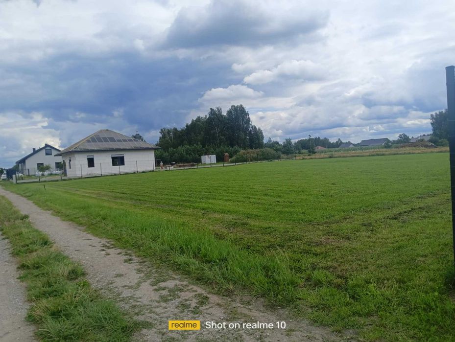 Sprzedam działkę budowlaną