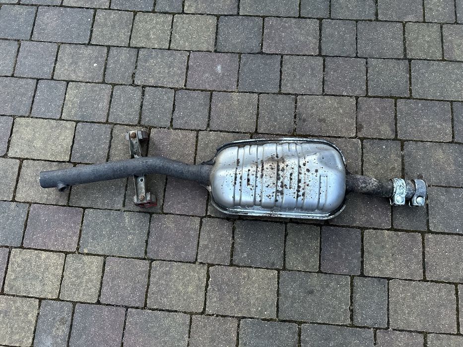 BMW E46 tłumik wydech środkowy 316i 318i M43 N42