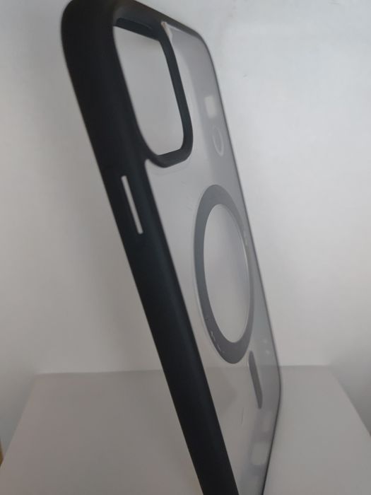 Etui przezroczyste MagSafe do iPhone 11 – nowe