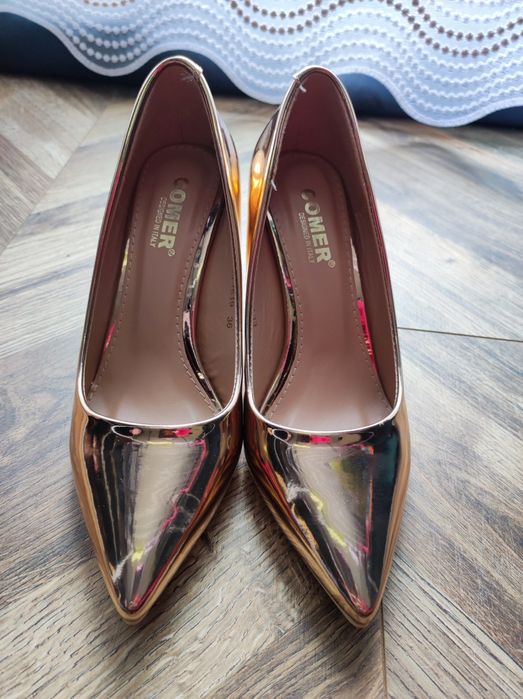 Szpilki złote/szampańskie, metaliczne, rozm. 36