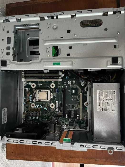 HP EliteDesk 800 G4 Tower | i5-8500 | 16GB DDR4 | 256 SSD