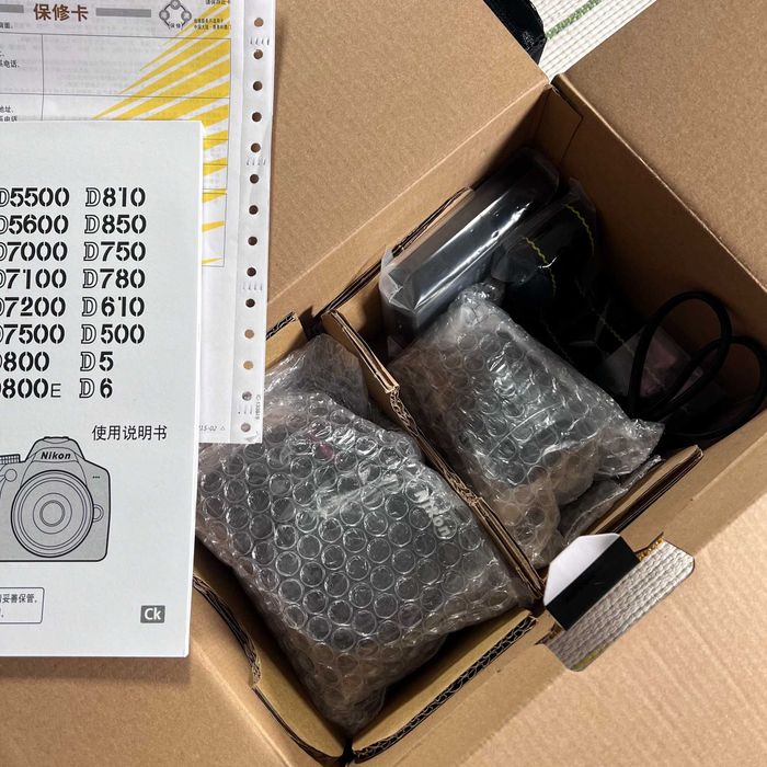 Nikon D3500 + AF-P DX Nikkor 18 55mm G VR (Nova)