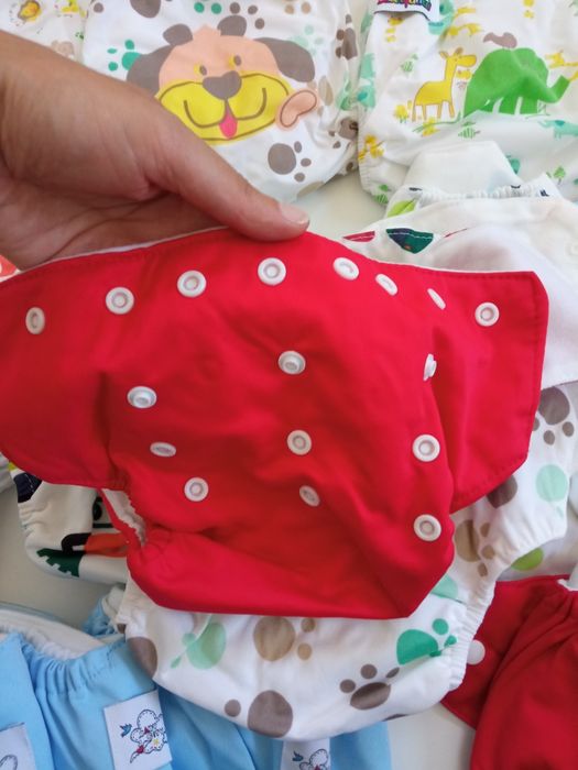 Fraldas reutilizáveis e absorventes