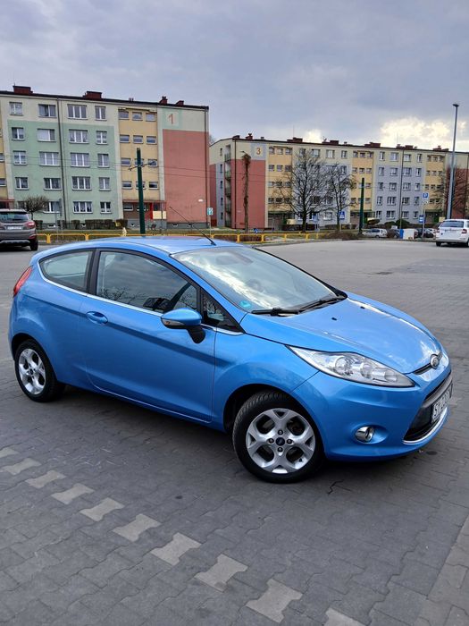 Ford Fiesta MK7 2010rok 3drzwiowy stan BDB