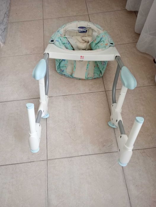Cadeira de alimentação para bebé