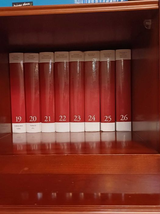 Grande enciclopédia universal - 30 volumes - completa