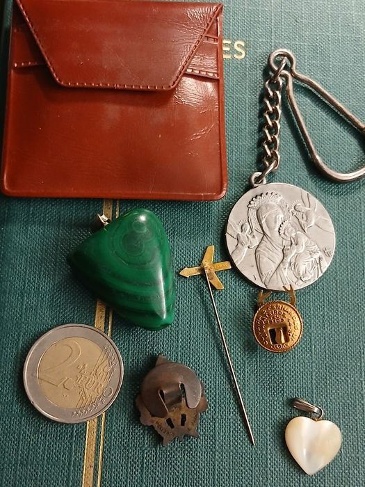 Objetos antigos diversos