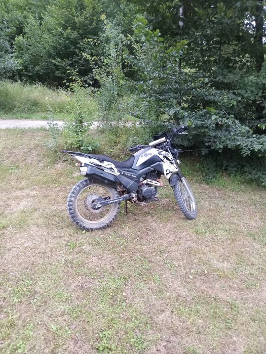 Продаю Shineray x-trail 200