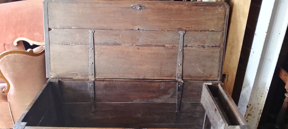 Piękny stary solidny kufer antyk dębowy