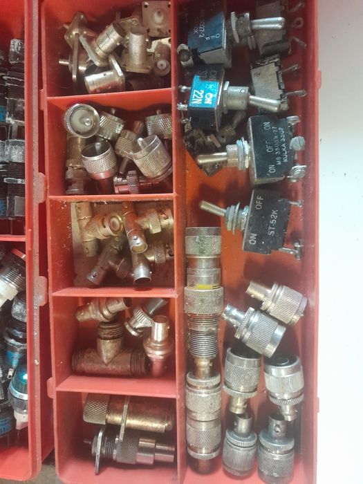 Analog Electronic Components458406799134566403