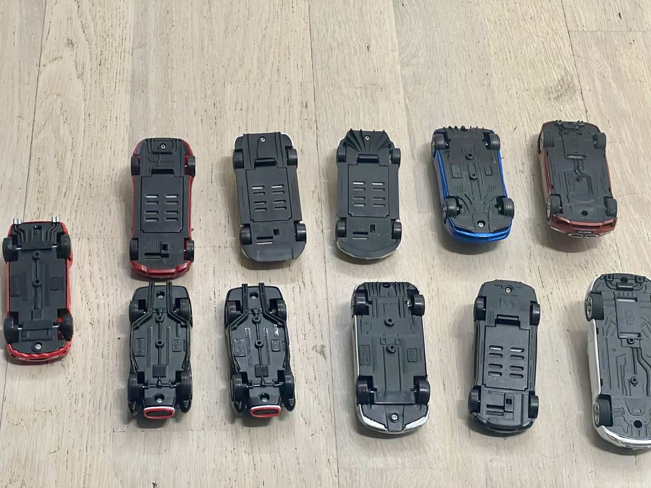 Samochody kolekcjonerskie z Shell marek BMW i Ferrari