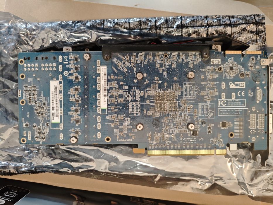 Placa gráfica Sapphire hd 7950 Radeon