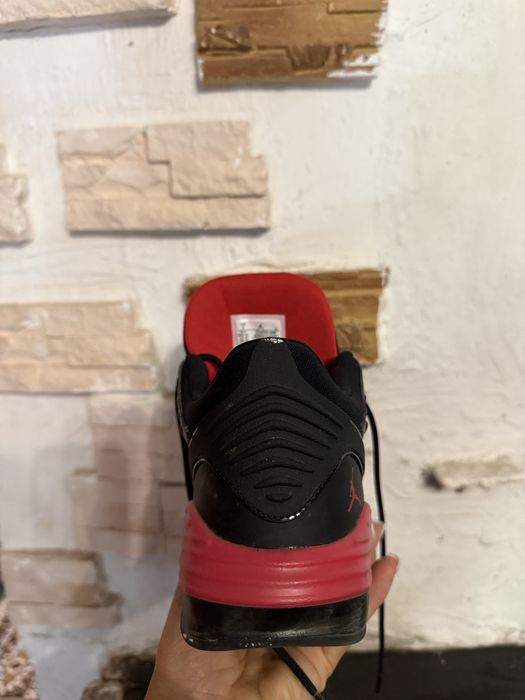 Jordan Max Aura 2,