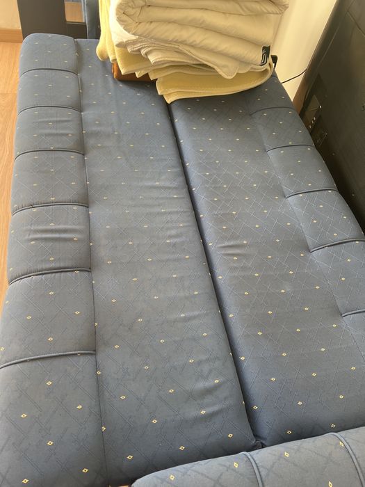 Sofá cama em bom estado
