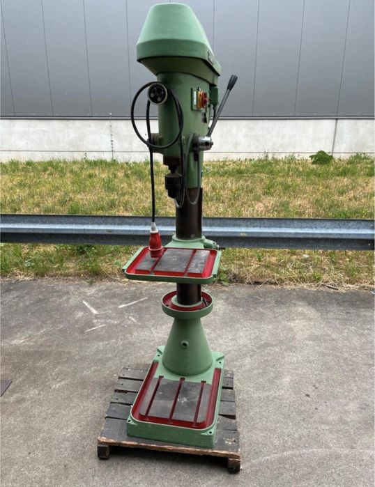 Сверлильний станок по металу, довбальний Flott. Виробник: Німеччина