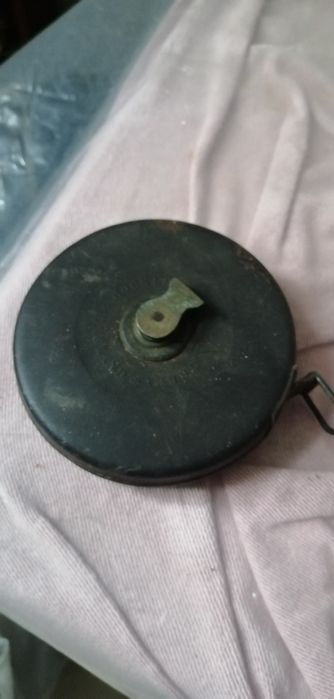 Fita metrica antiga.