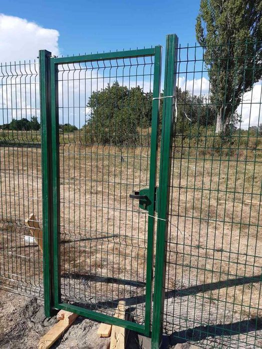 Огорожа паркан 3D сітка ПВХ зелена сіра коричнева