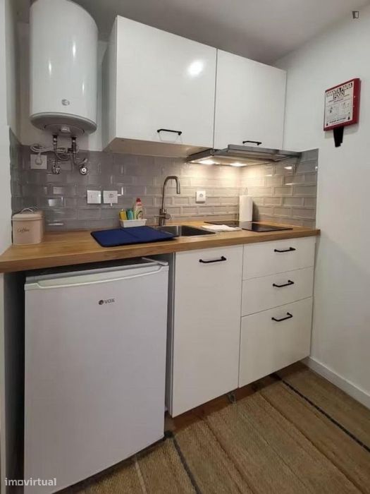 Estúdio - localizado em Intendente Lisbon
