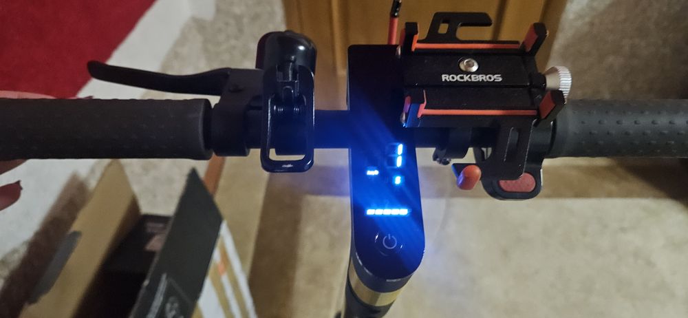 Продам электро самокат