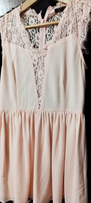 Várias peças roupa