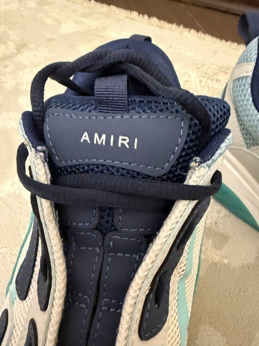 Amiri bon runner. Амири бон ранер