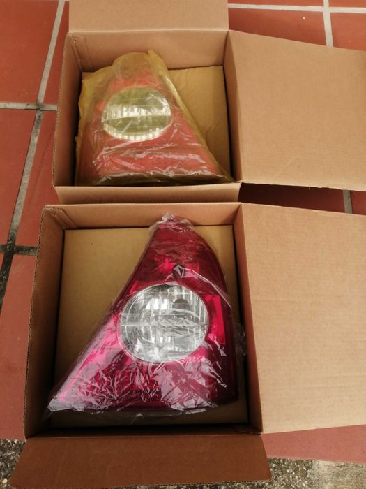 Farolins traseiros Renault clio