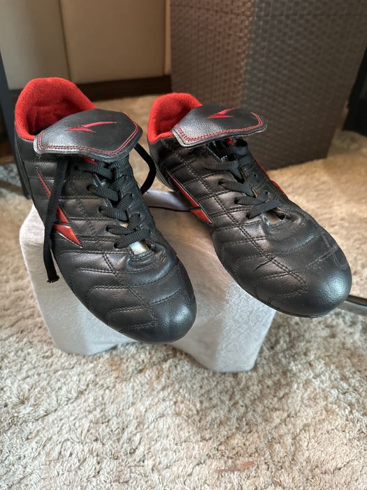BUTY piłkarskie korki Haker  rozm. 40