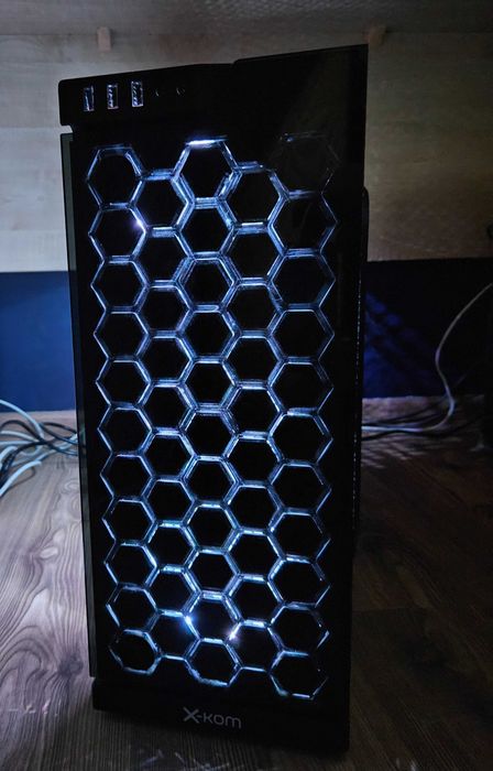 Komputer do biura i gier x-kom / i5-9400F / RX 580 / 16GB / ASUS B360M-A / SSD+HDD / Win11