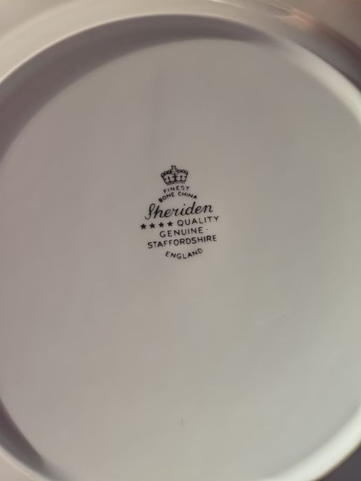 Elegancki serwis porcelany angielskiej Sheriden Bone China