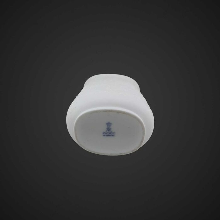 Porcelanowy wazon biskwitowy AK Kaiser modernistyczny B6/030758