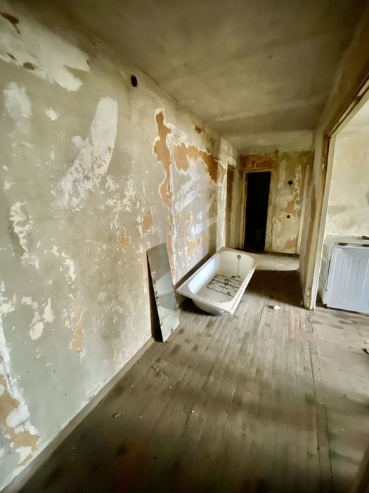 Продам 3-х кімнатну квартиру на м-ні Даманский