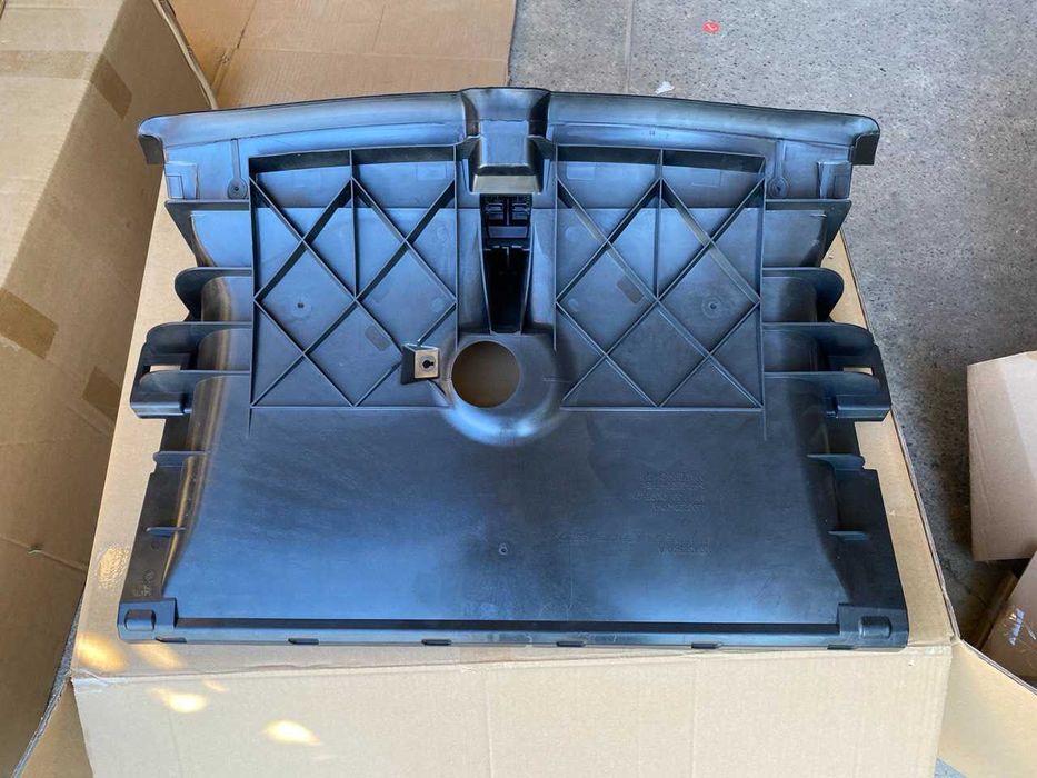 Диффузор Люверс Tesla Model Y 1494159-00-A