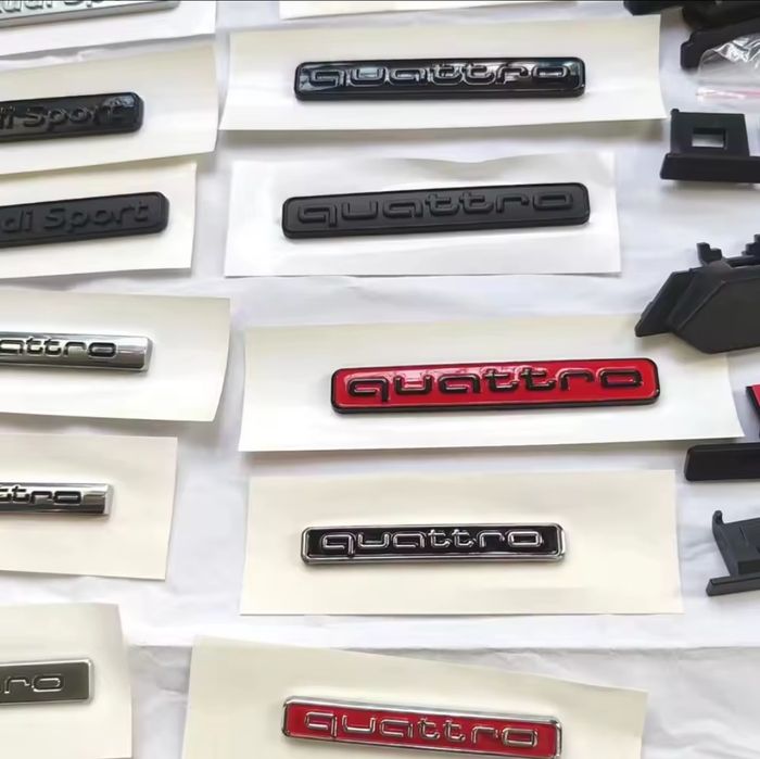 Кільця Audi в решітку багажник на всі моделі хром,чорний глянець