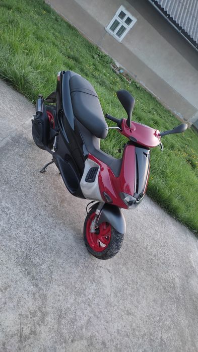Продам скутер Gilera runner 50