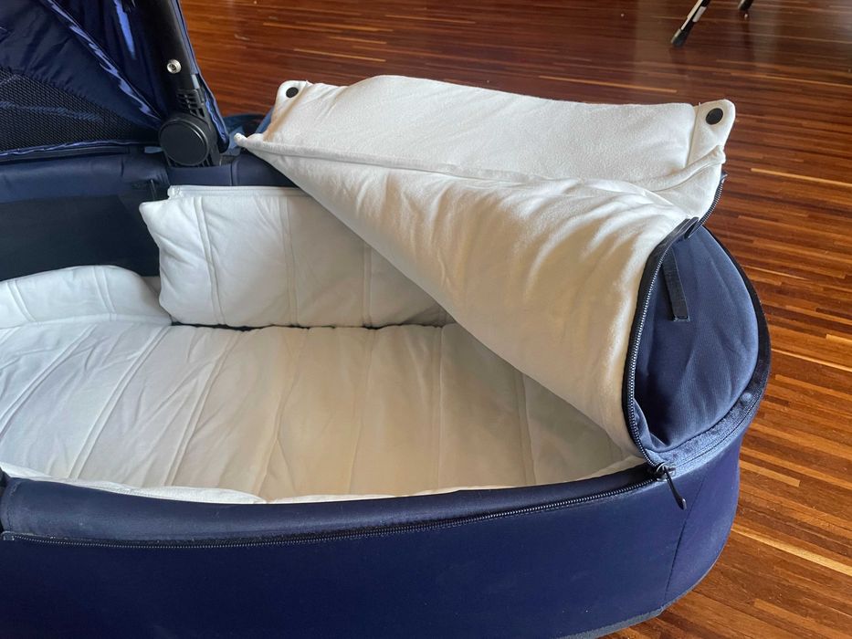 Gondola CYBEX Priam Lux Carry Cot 2.0