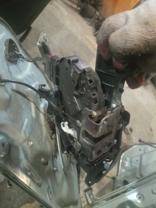 Склопідйомник Volvo V50 S40 II склопідйомники Вольво В50  замок