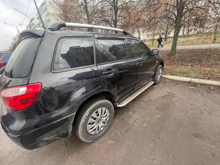 Продам Мисубиси аутлендер