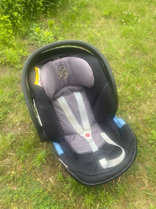 Дитяче автокрісло cybex aton