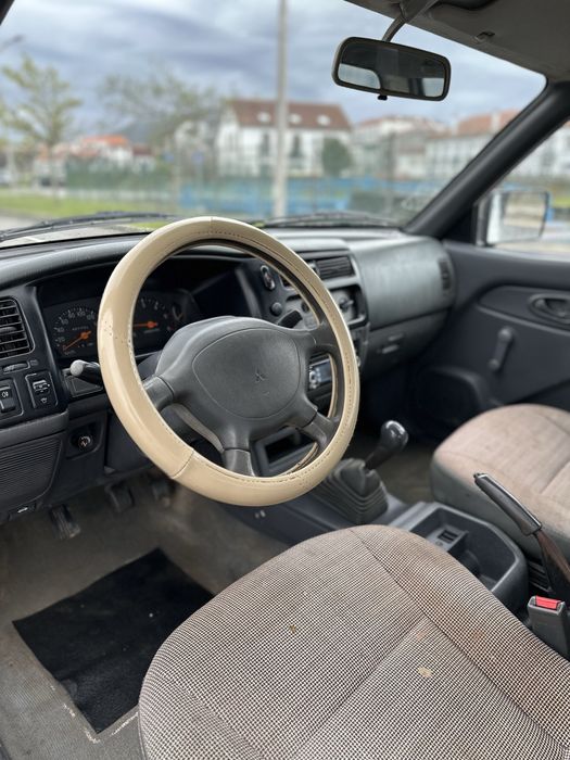 MITSUBISHI L200 4X2  5 lugares