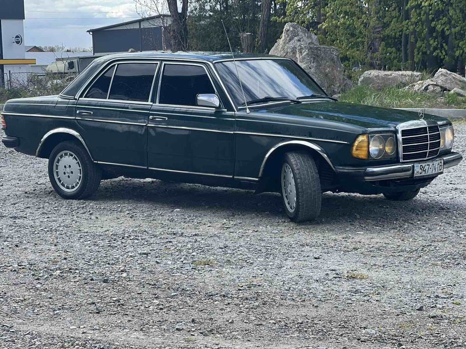 Продаж мерседес 123 автомат.Обмін ціна 2000
