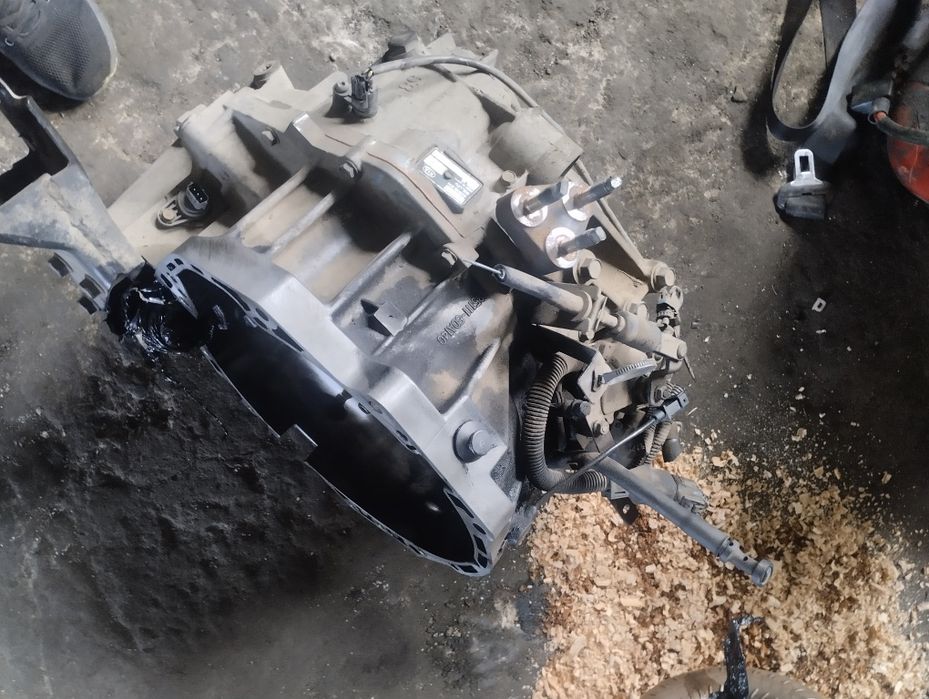 АКПП коробка передач 50-42LE АВТОМАТ  KIA CARNIVAL 2.9TD.