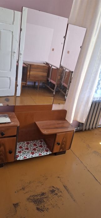 Toaletka z czasów PRL