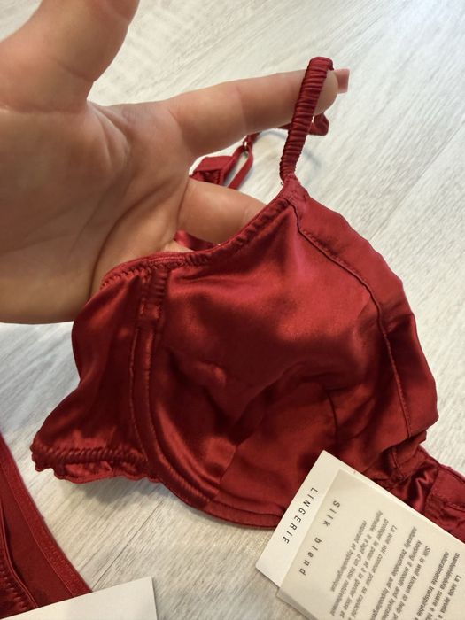 Білизна zara шовк