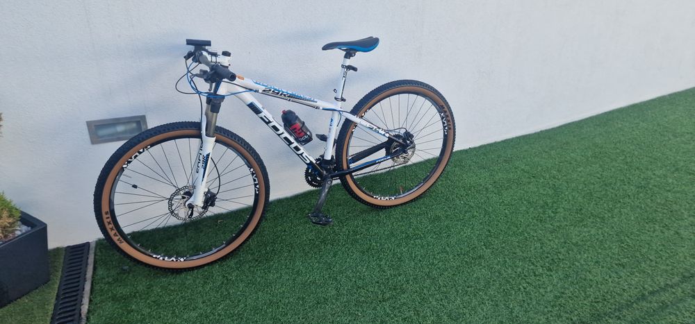 Vendo bicicleta roda 29 marca Focus
