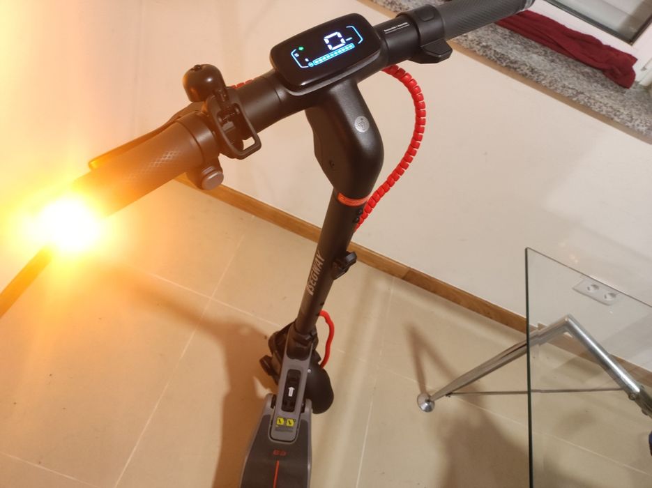 Vendo trotinete como nova