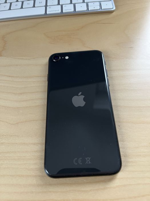 Iphone SE2 z 2022 roku Apple Dobrzeń Wielki • OLX.pl