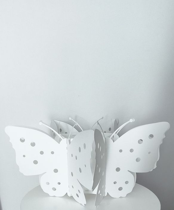 Lampa Żyrandol Białe motylki Motyl Ażurowa