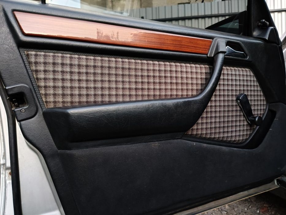 Mercedes-Benz E-Class 1992 VIN WDB1241251B700355 фото оголошення 10 з 24